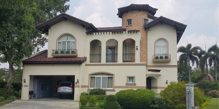 RE/MAX Brings High Level Of Professionalism In PH Real Estate Industry