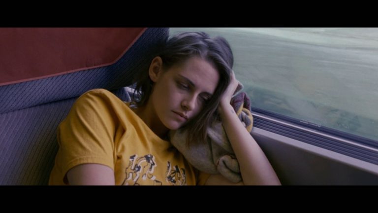 Kristen Stewart Stars In “Personal Shopper”